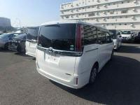 Toyota Noah 2018