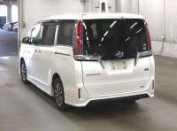 Toyota ESQUIRE HYBRID 2018