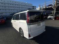 Toyota Noah 2018