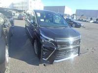 Toyota Voxy 2019