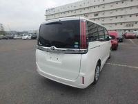 Toyota Noah 2020