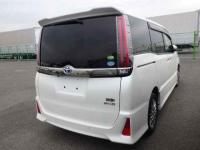 Toyota Noah 2019