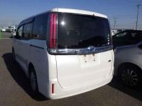 Toyota Noah 2018