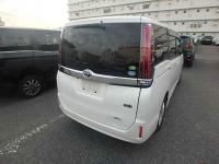 Toyota Noah 2019