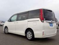 Toyota Noah 2017
