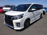 Toyota Voxy 2016