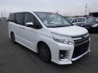 Toyota Voxy 2016