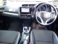 Honda Fit hybrid 2017