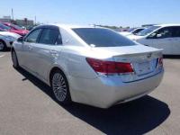 Toyota Crown Majesta 2016