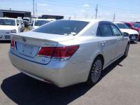Toyota Crown Majesta 2016