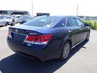 Toyota Crown Majesta 2018