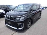Toyota Voxy 2015