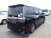 Toyota Voxy 2015