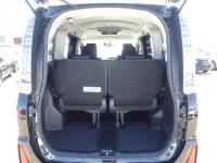 Toyota Voxy 2015