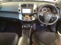 Toyota Vanguard 2010