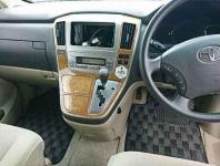 Toyota Alphard 2006