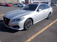 Toyota Crown Hybrid 2019