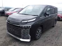 Toyota Voxy 2022
