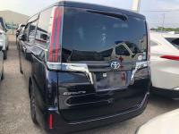 Toyota Esquire 2019