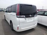 Toyota Esquire 2020