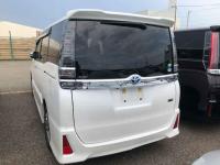 Toyota Voxy 2019
