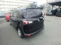 Toyota Sienta 2019
