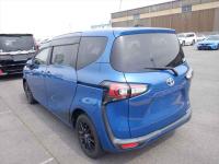 Toyota Sienta 2019