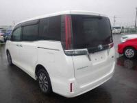 Toyota ESQUIRE HYBRID 2021