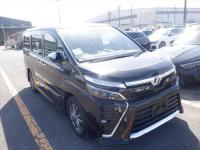 Toyota Voxy 2019