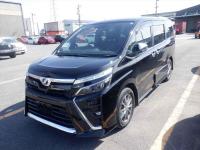 Toyota Voxy 2019