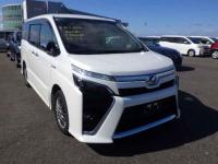 Toyota Voxy 2019