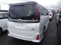 Toyota Noah 2021