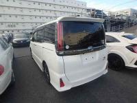 Toyota Noah 2019