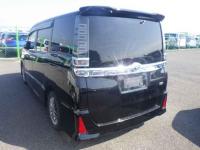 Toyota Voxy 2019
