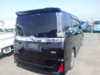 Toyota Voxy 2019