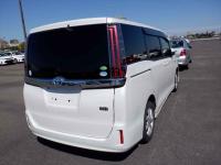 Toyota Noah 2020