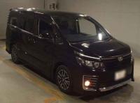 Toyota Voxy 2015