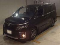 Toyota Voxy 2015