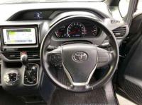 Toyota Voxy 2015