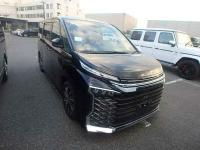 Toyota Voxy 2022