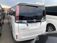Toyota Esquire 2019
