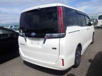 Toyota ESQUIRE HYBRID 2021