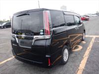 Toyota Esquire 2019