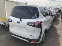 Toyota Sienta 2019