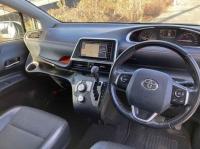 Toyota Sienta 2018