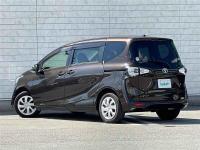 Toyota Sienta 2018