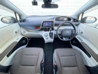 Toyota Sienta 2018
