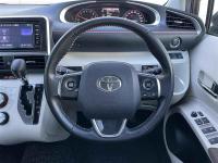 Toyota Sienta 2018