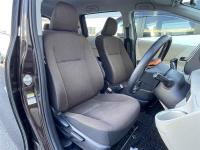 Toyota Sienta 2018