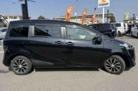 Toyota Sienta 2018
